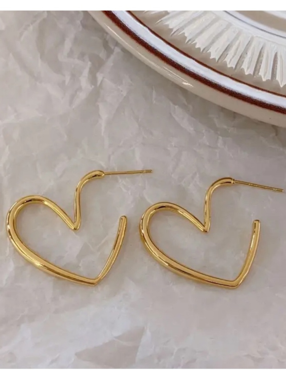 Gold Heart Hoop Earrings - Women's Jewelry